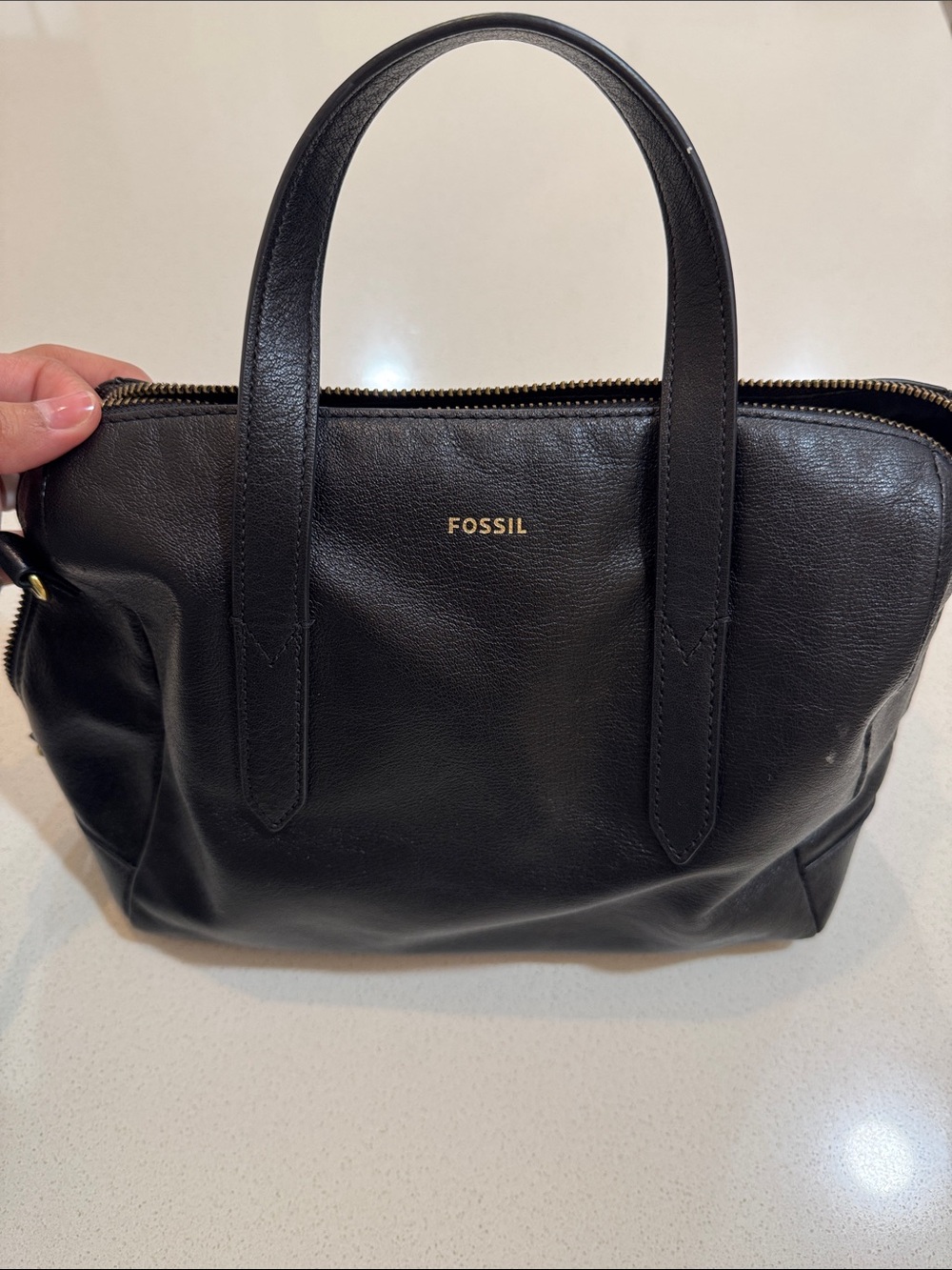 Fossil Black Leather Tote/Crossbody